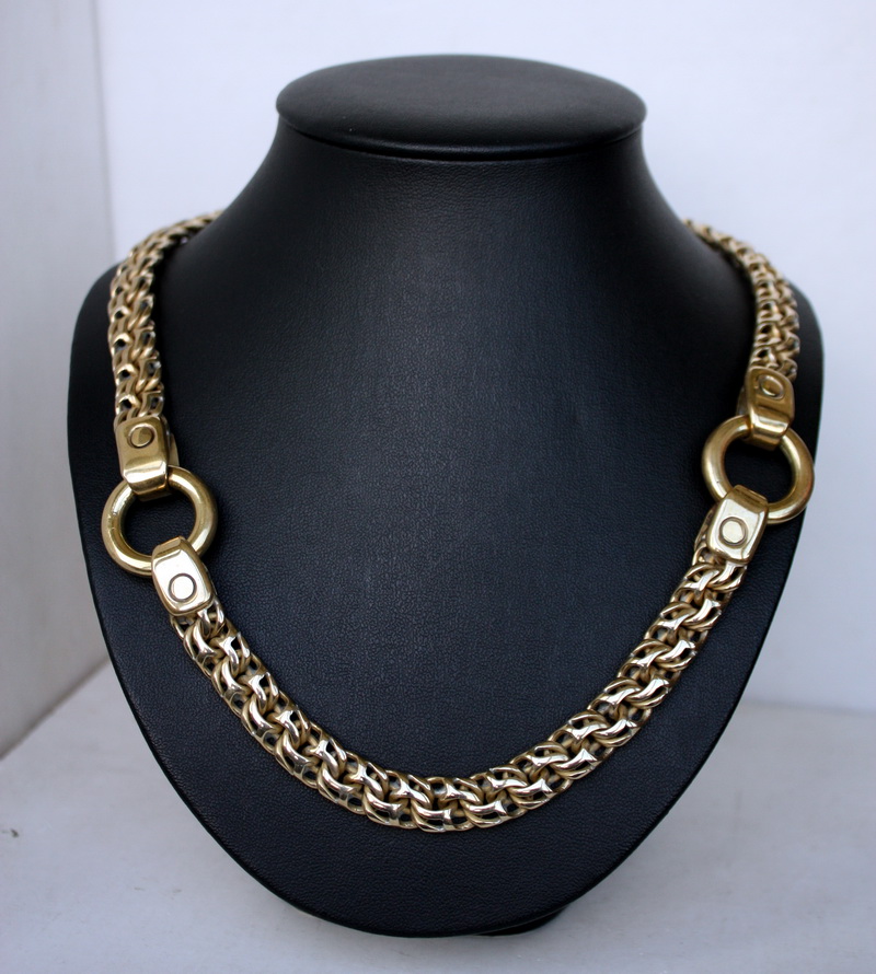 Ошейник из латуни